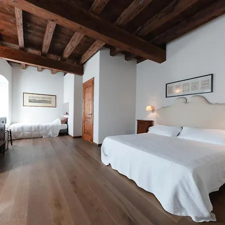 Corte Castello アッフィ