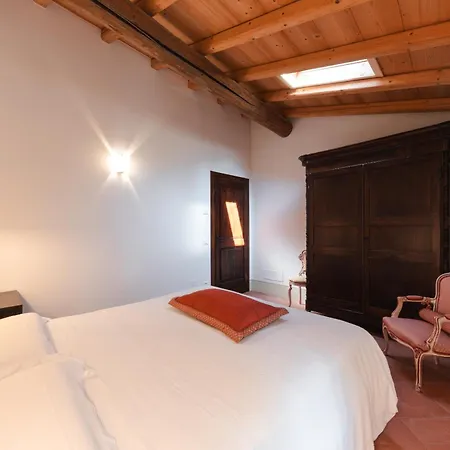 Guest house Corte Castello