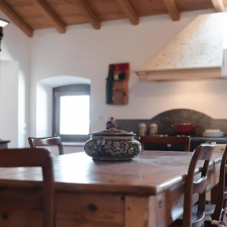 Guest house Corte Castello