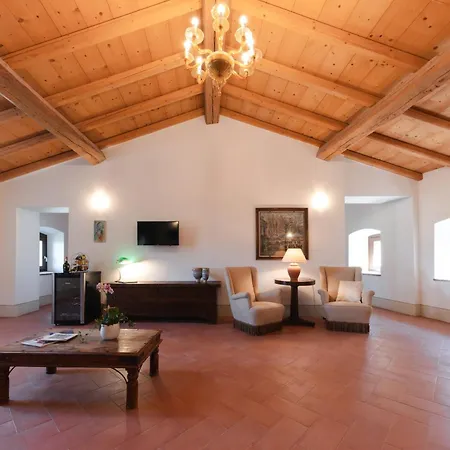 Corte Castello 4*