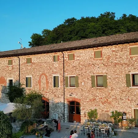 Guest house Corte Castello 2*