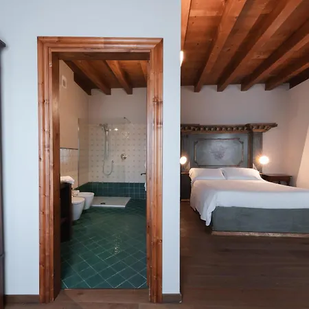 בית הארחה Corte Castello 4*