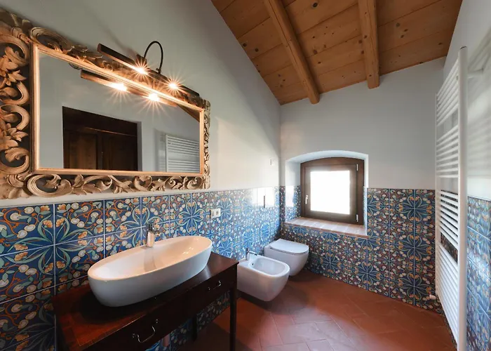 Corte Castello Guest house Affi