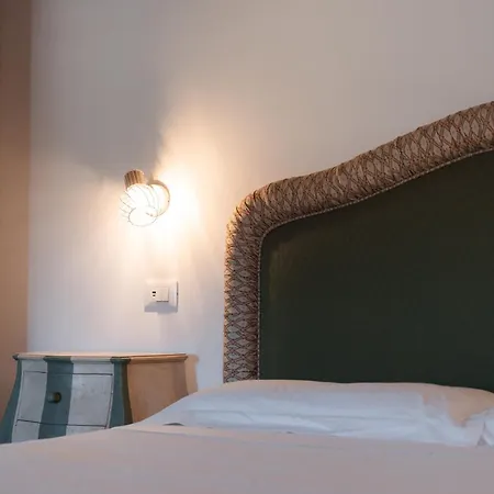 Corte Castello Аффи