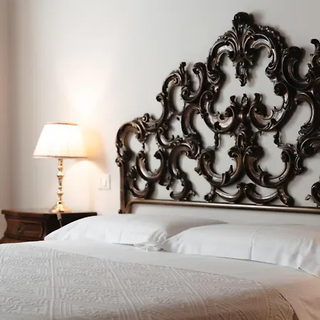 Гостевой дом Corte Castello Аффи