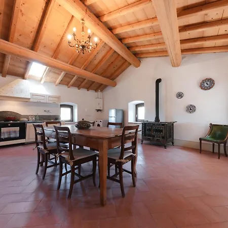 Corte Castello Maison d'hôtes Affi