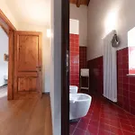 بيت ضيافة Corte Castello آفي