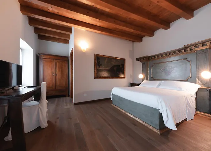 Corte Castello Πανσιόν